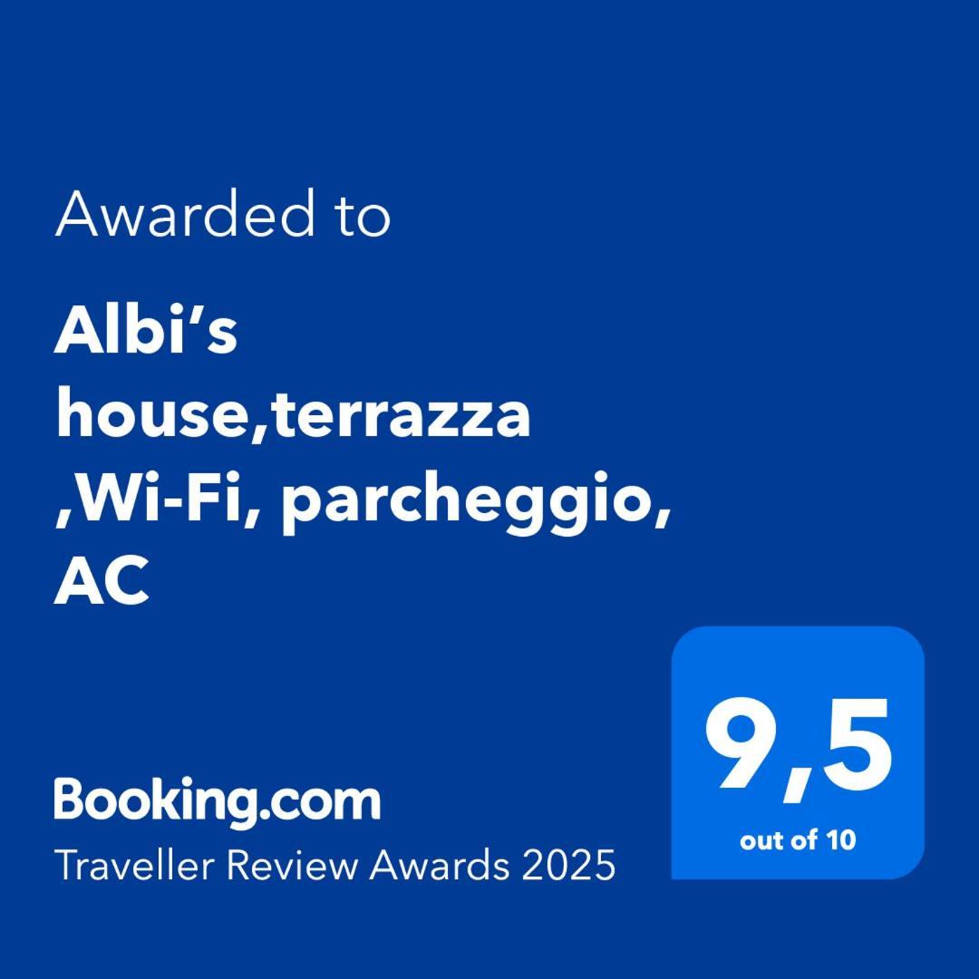 Albi'S House,Terrazza ,Wi-Fi, Parcheggio, Ac Apartment Lucca Bagian luar foto